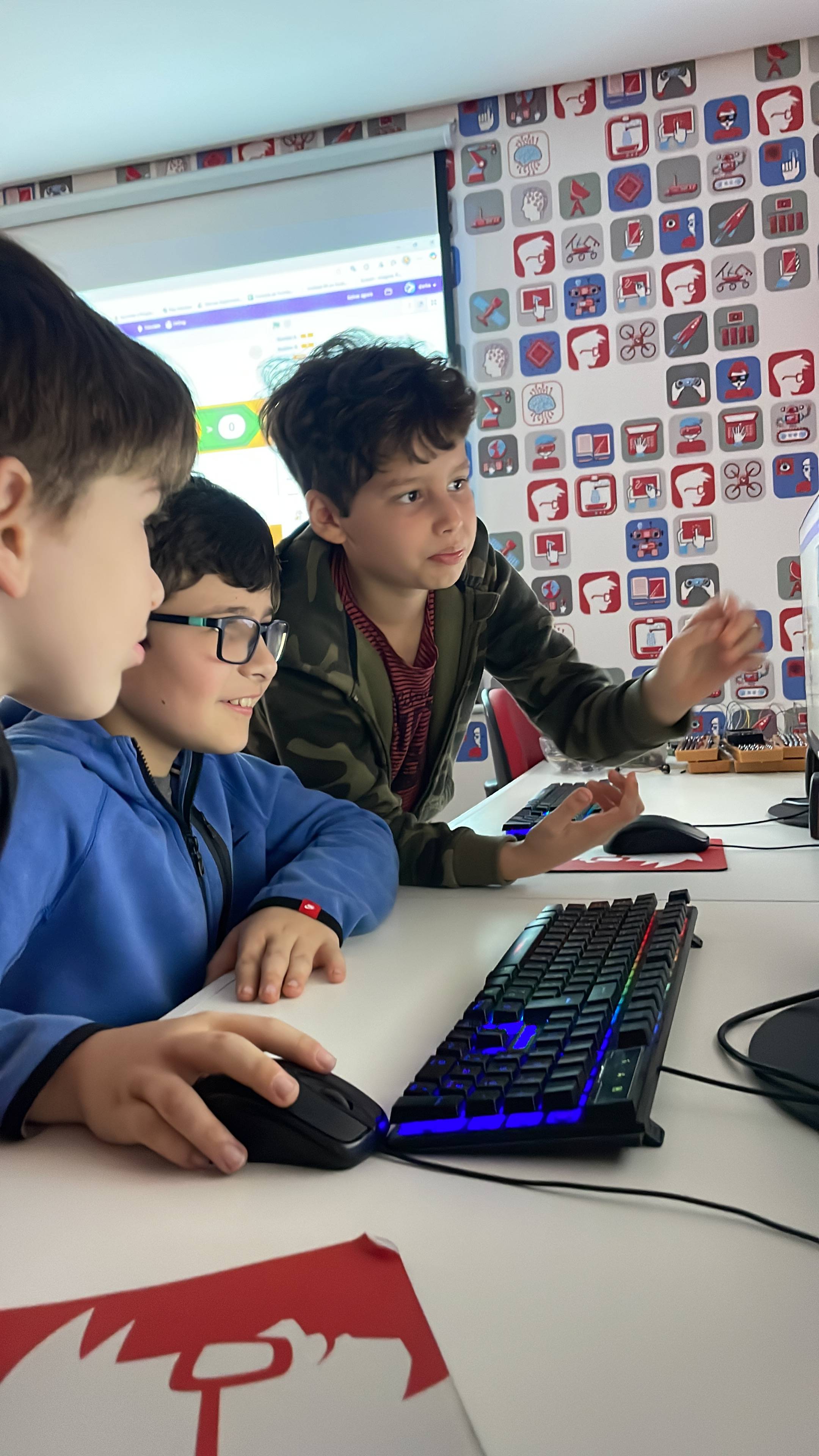 Crianças Programando